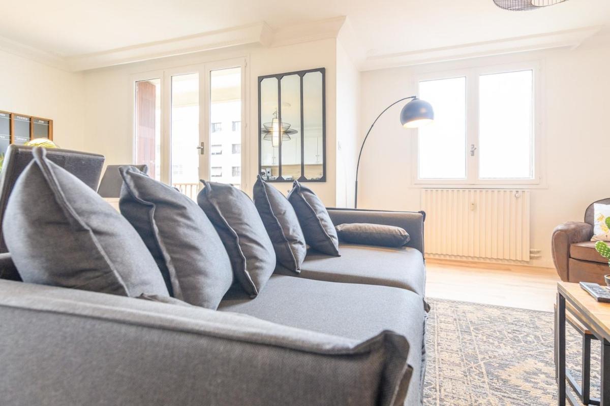 Magnificent Apartment, 4 Bedrooms, Fiber Wifi Grenoble Exteriör bild