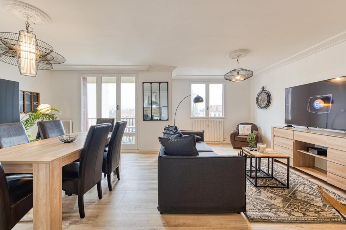 Magnificent Apartment, 4 Bedrooms, Fiber Wifi Grenoble Exteriör bild