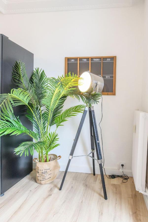 Magnificent Apartment, 4 Bedrooms, Fiber Wifi Grenoble Exteriör bild