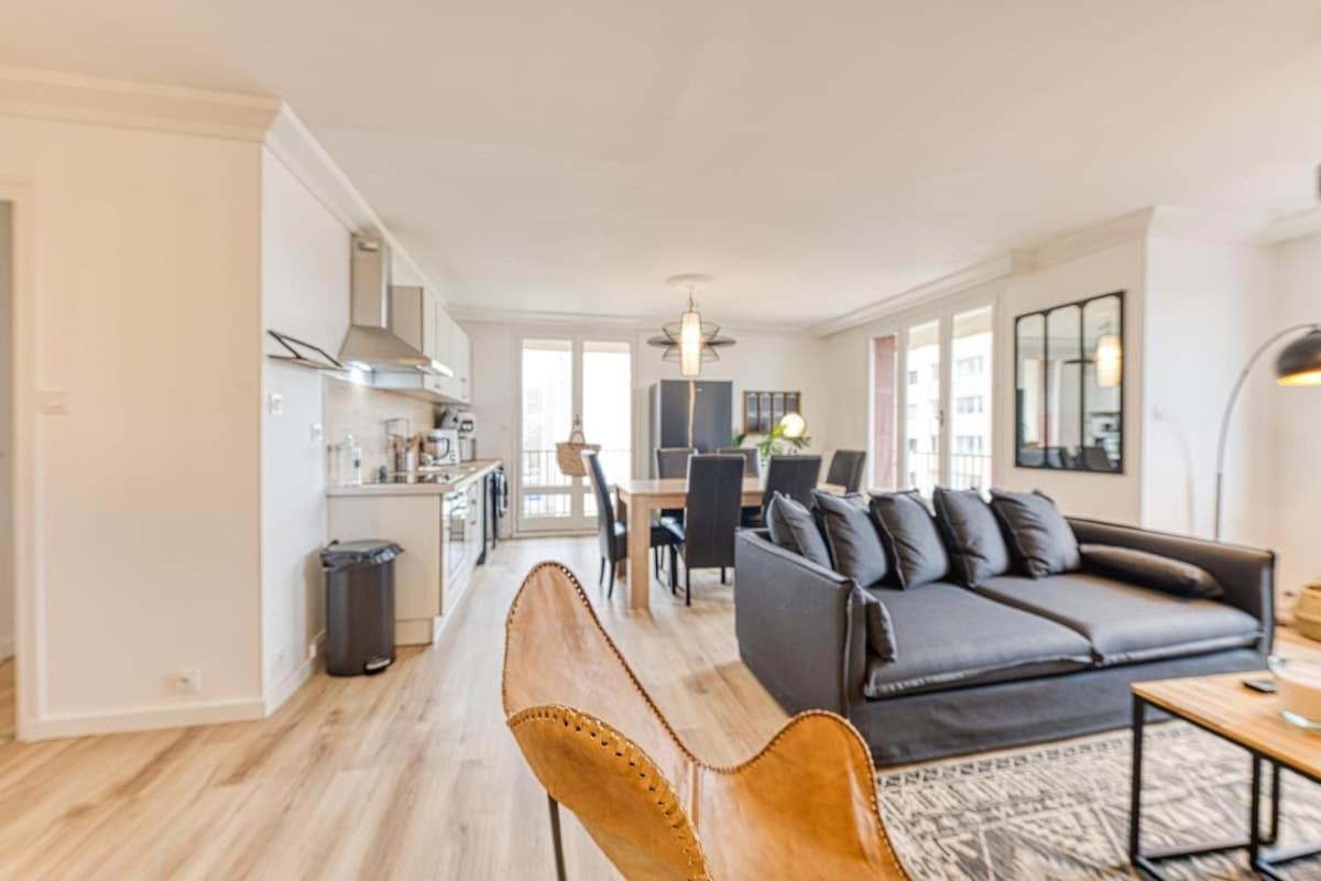 Magnificent Apartment, 4 Bedrooms, Fiber Wifi Grenoble Exteriör bild