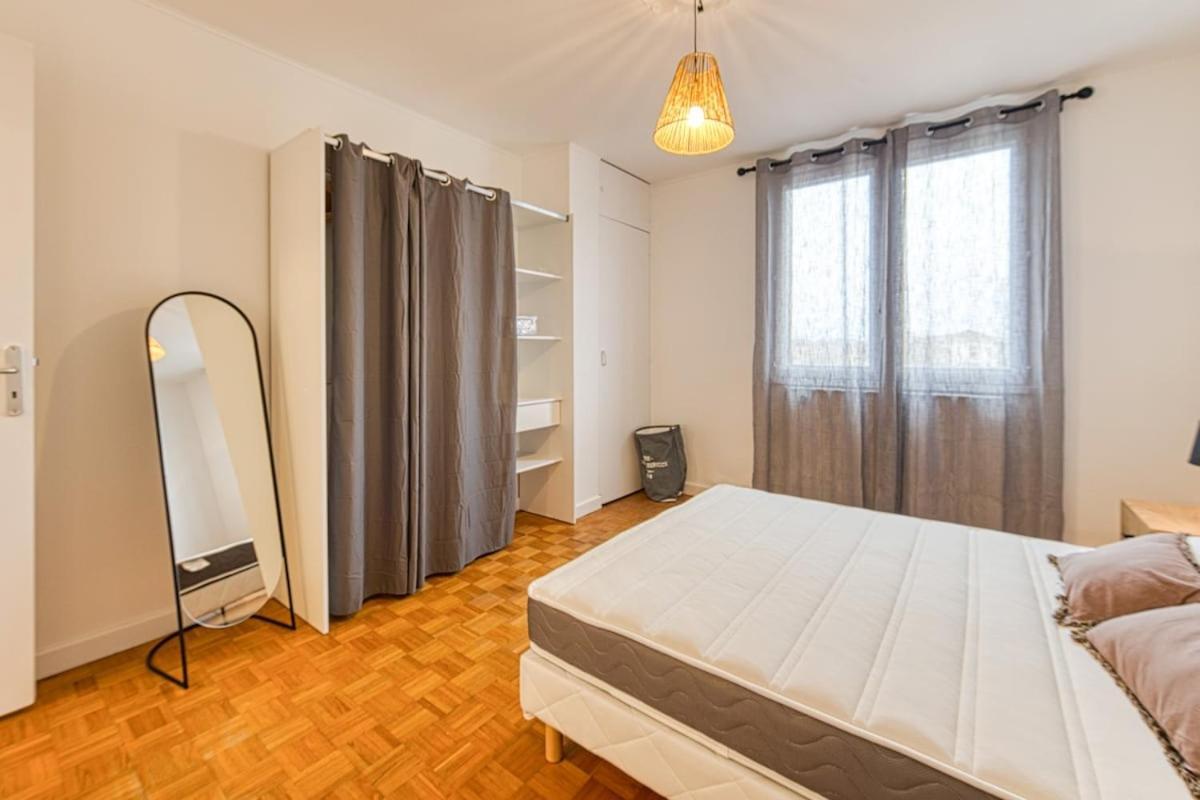 Magnificent Apartment, 4 Bedrooms, Fiber Wifi Grenoble Exteriör bild