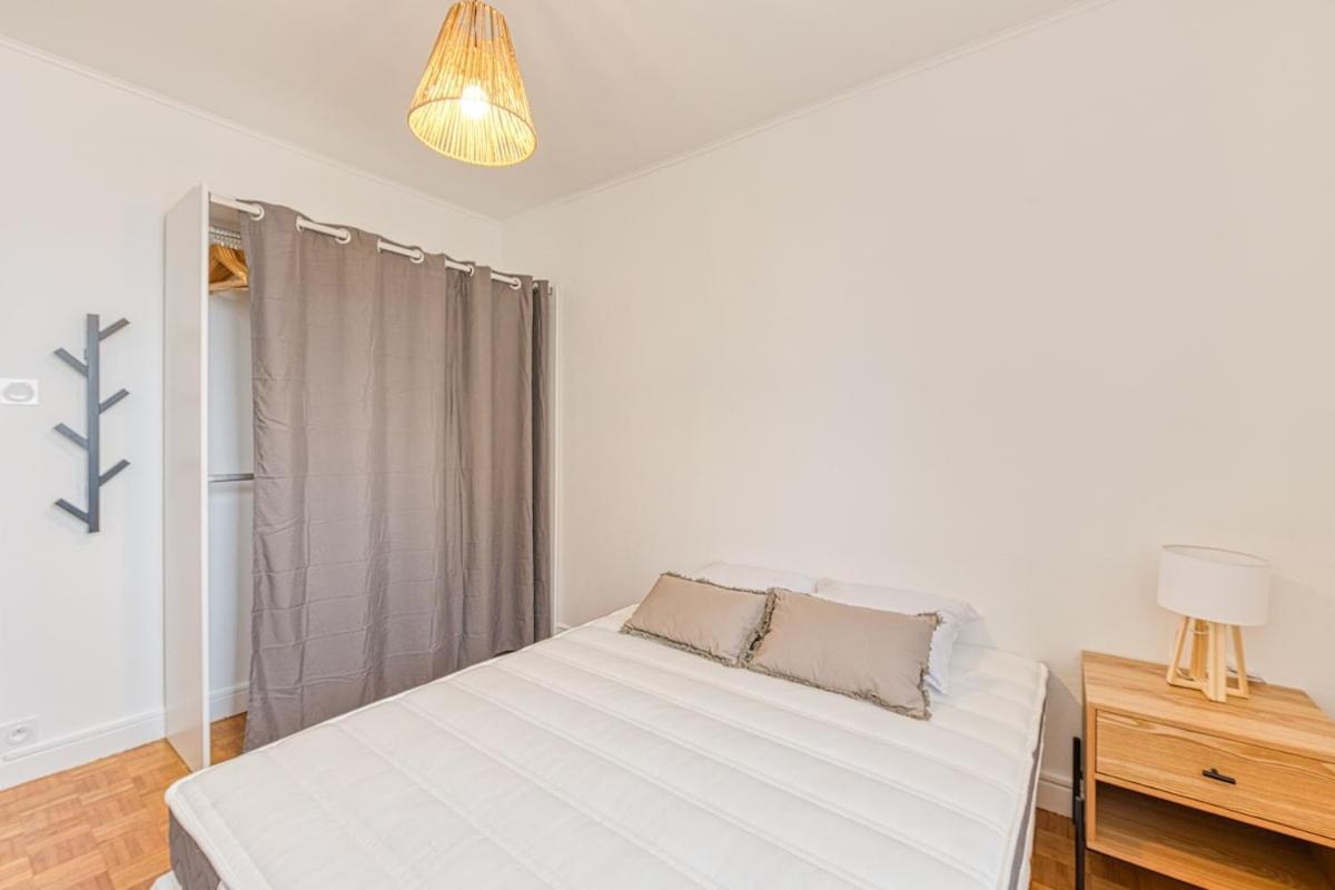Magnificent Apartment, 4 Bedrooms, Fiber Wifi Grenoble Exteriör bild