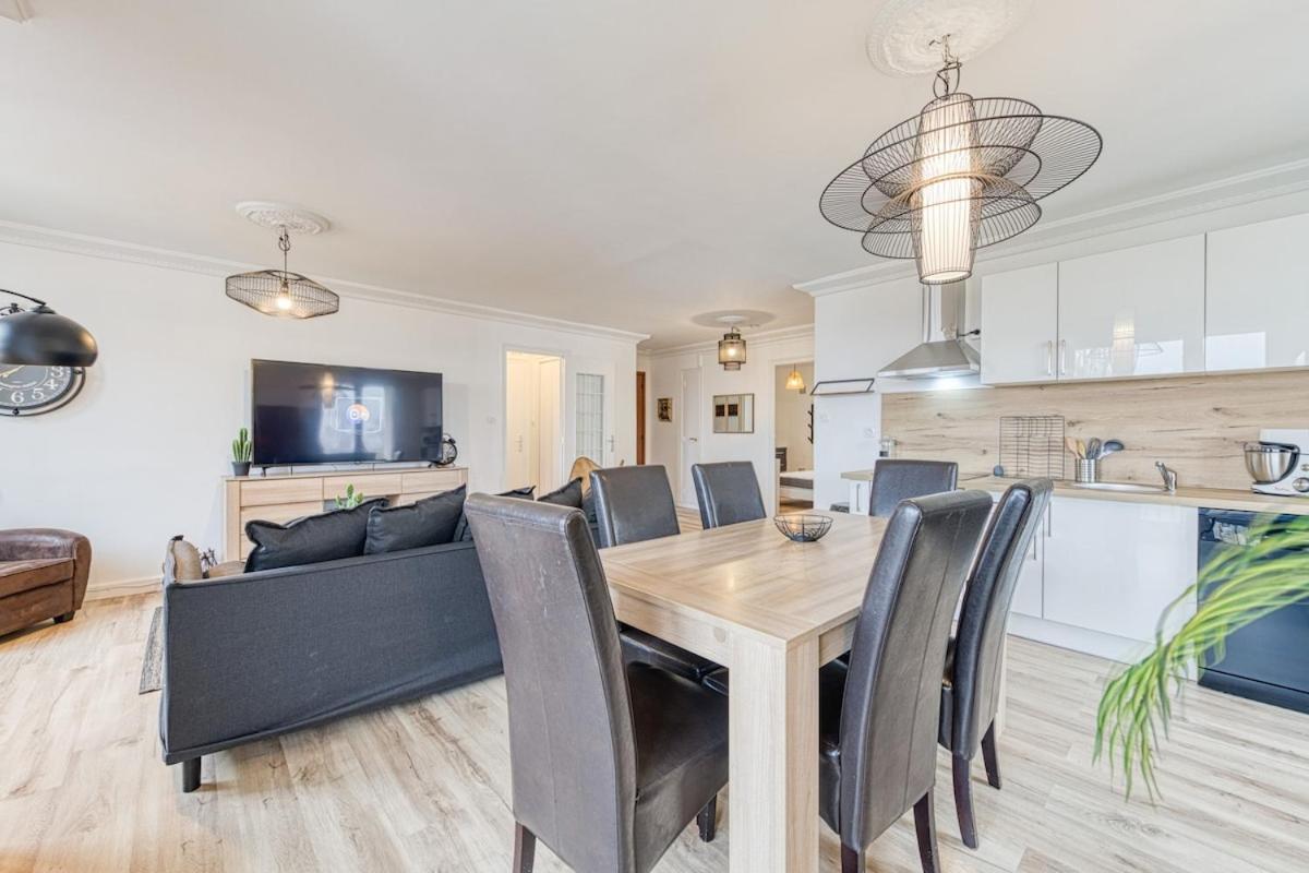 Magnificent Apartment, 4 Bedrooms, Fiber Wifi Grenoble Exteriör bild