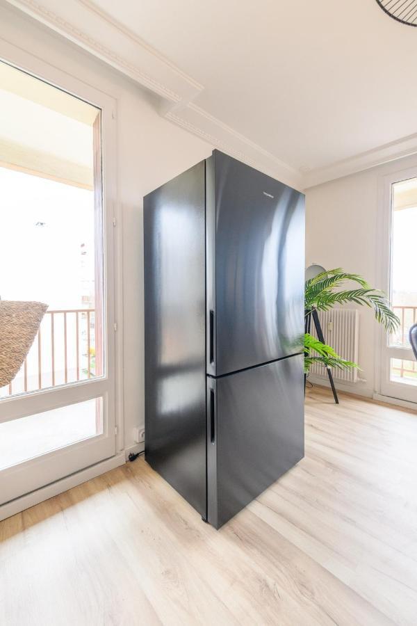 Magnificent Apartment, 4 Bedrooms, Fiber Wifi Grenoble Exteriör bild